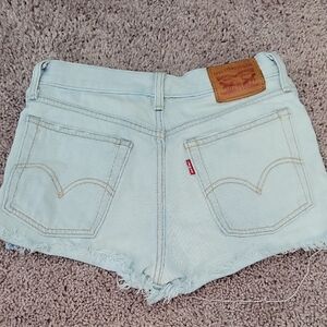 Levi's Women's Light Blue Jean Shorts Size 24